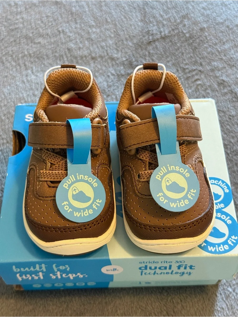Stride Rite 360 Brown Sneakers 3M